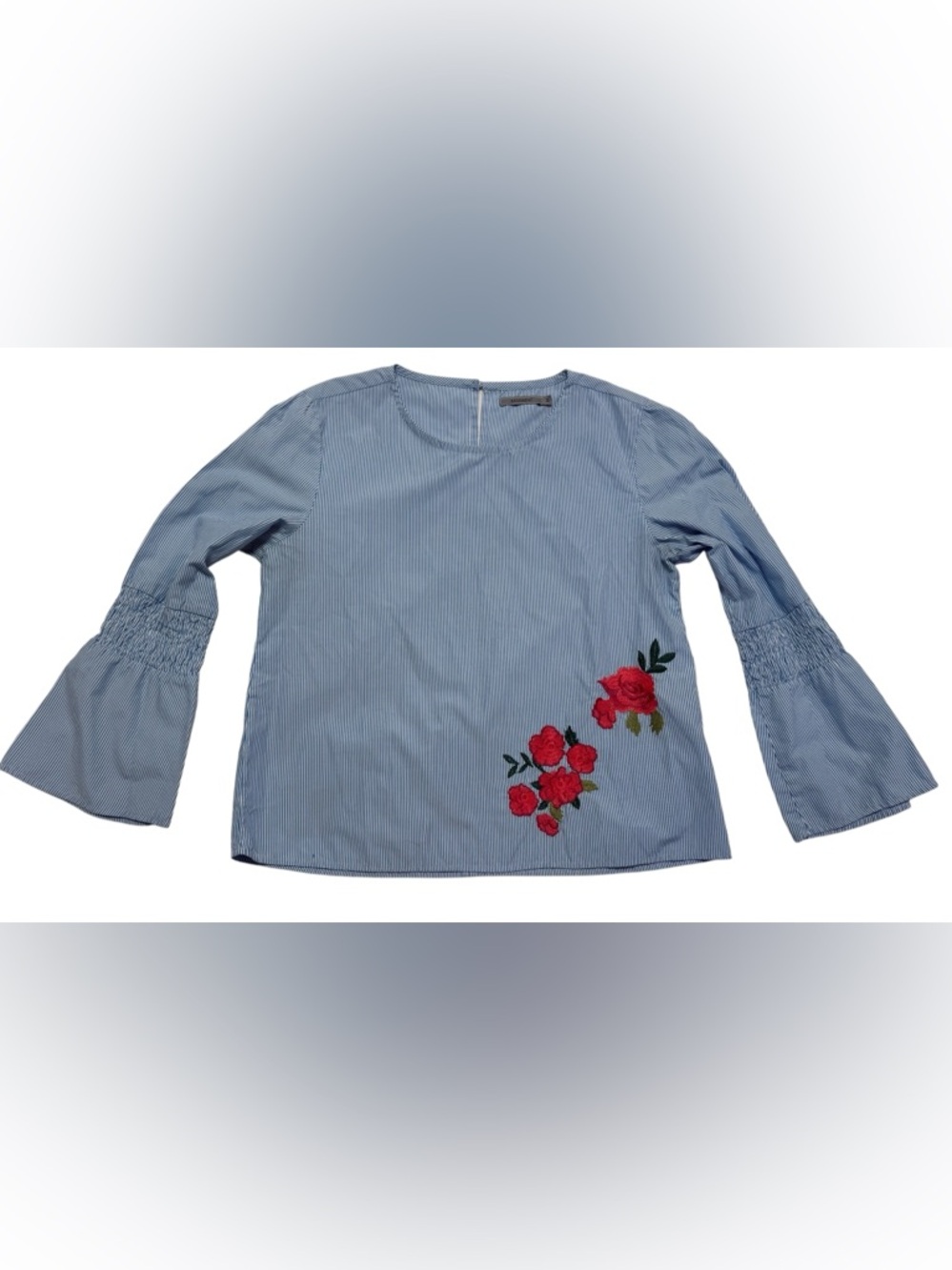 Basement boho Blue Stripe Embroidered Floral Women’s Top Medium